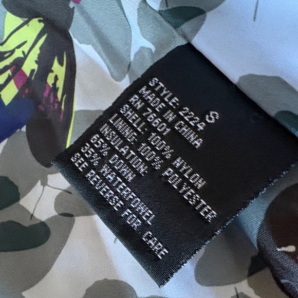 5 FIFTY 5 Skiing, women’s down Black Quilted Puffer down Jacket size S , - Picture 3 of 9